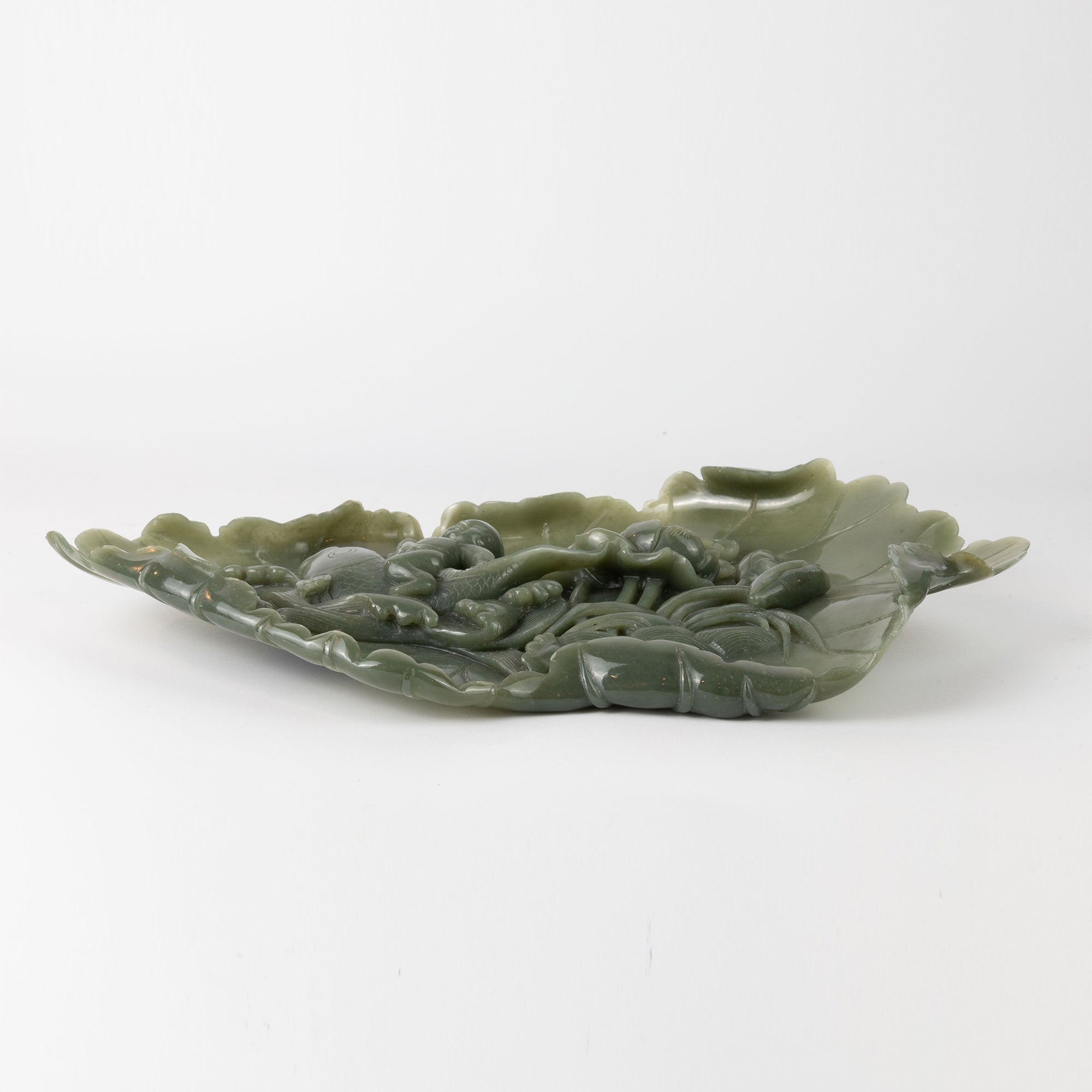 M2163 Jade Carving of Lotus Leaf