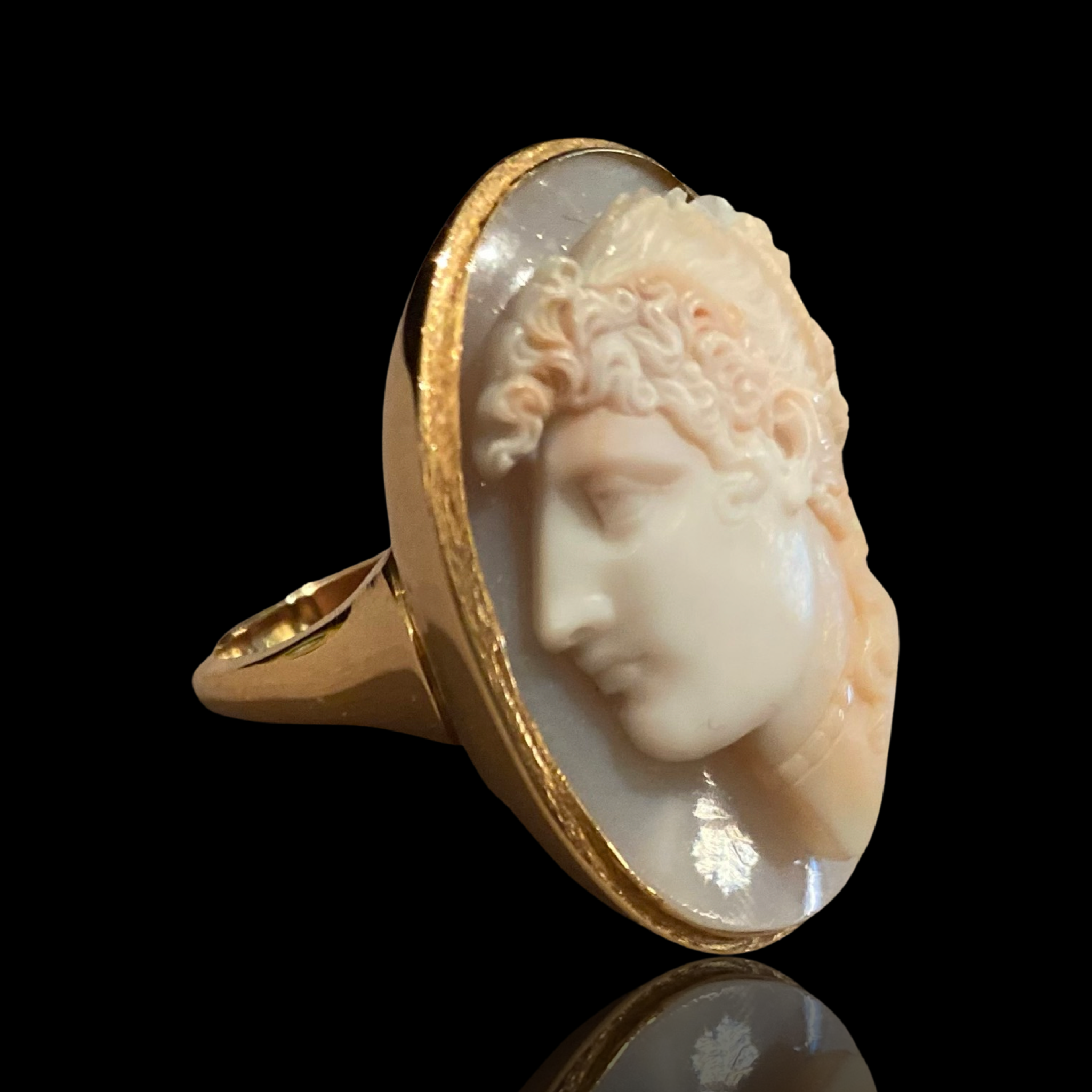 CAMEO RING M0388
