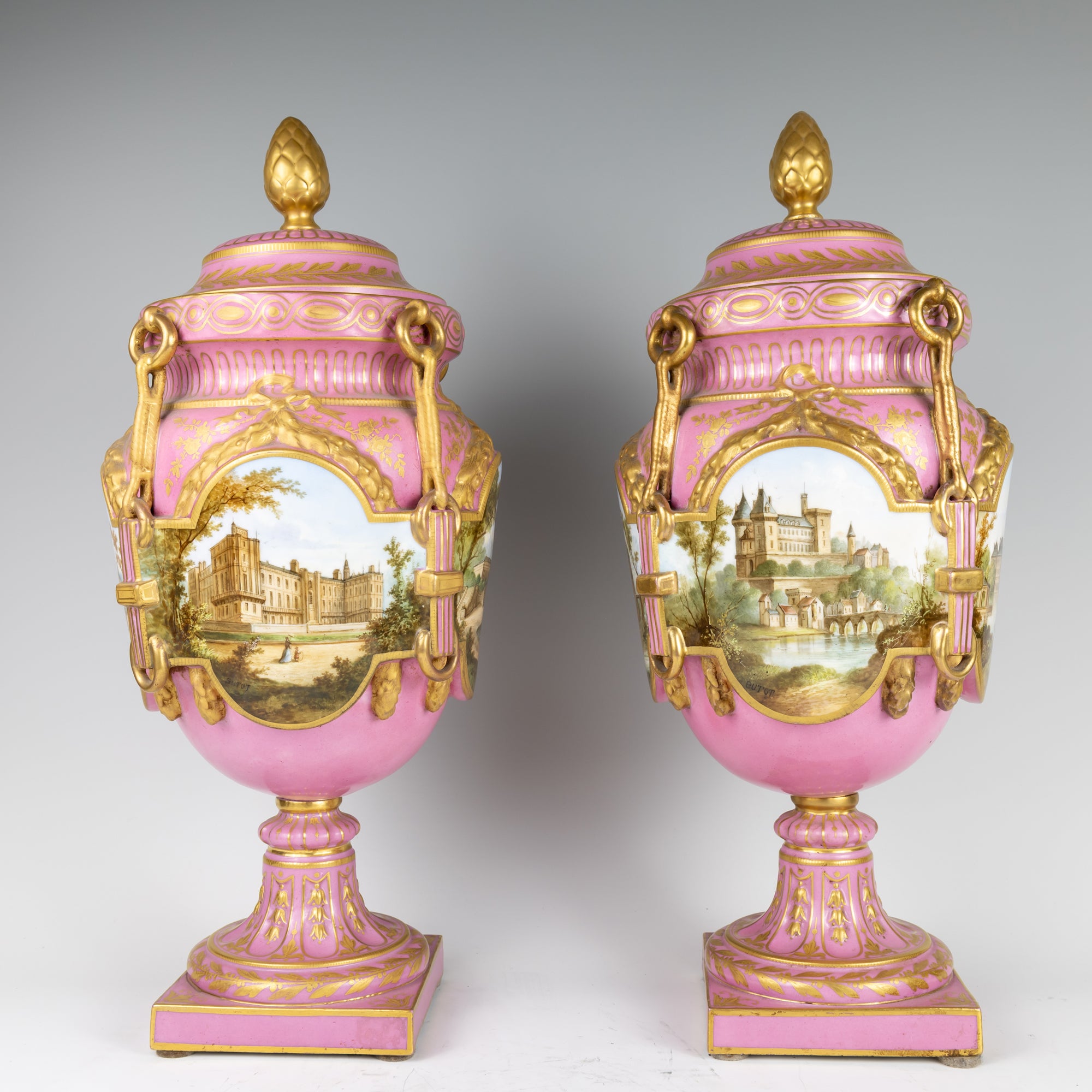 5383 A PAIR OF COVERED “CHAPELET” VASES